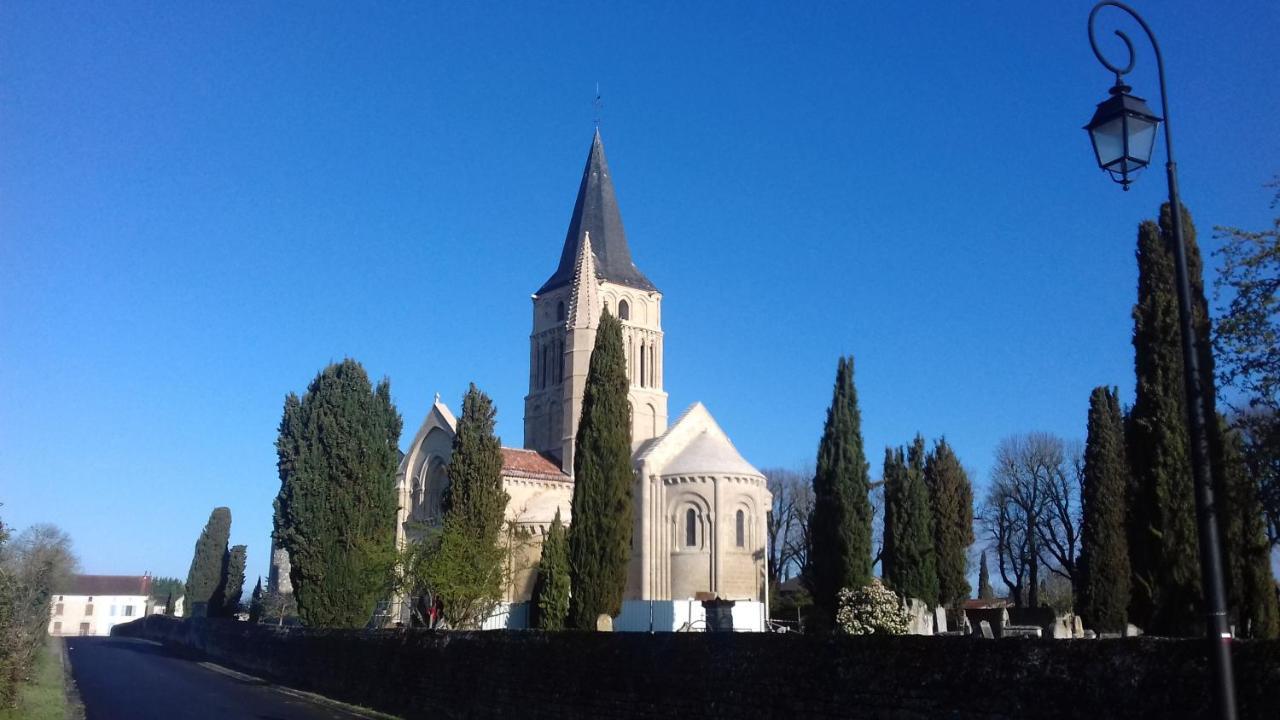 Les Volets Verts Aulnay Aulnay  Exterior photo